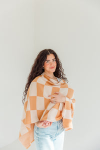 Classic Nursing Cover - Checkered
